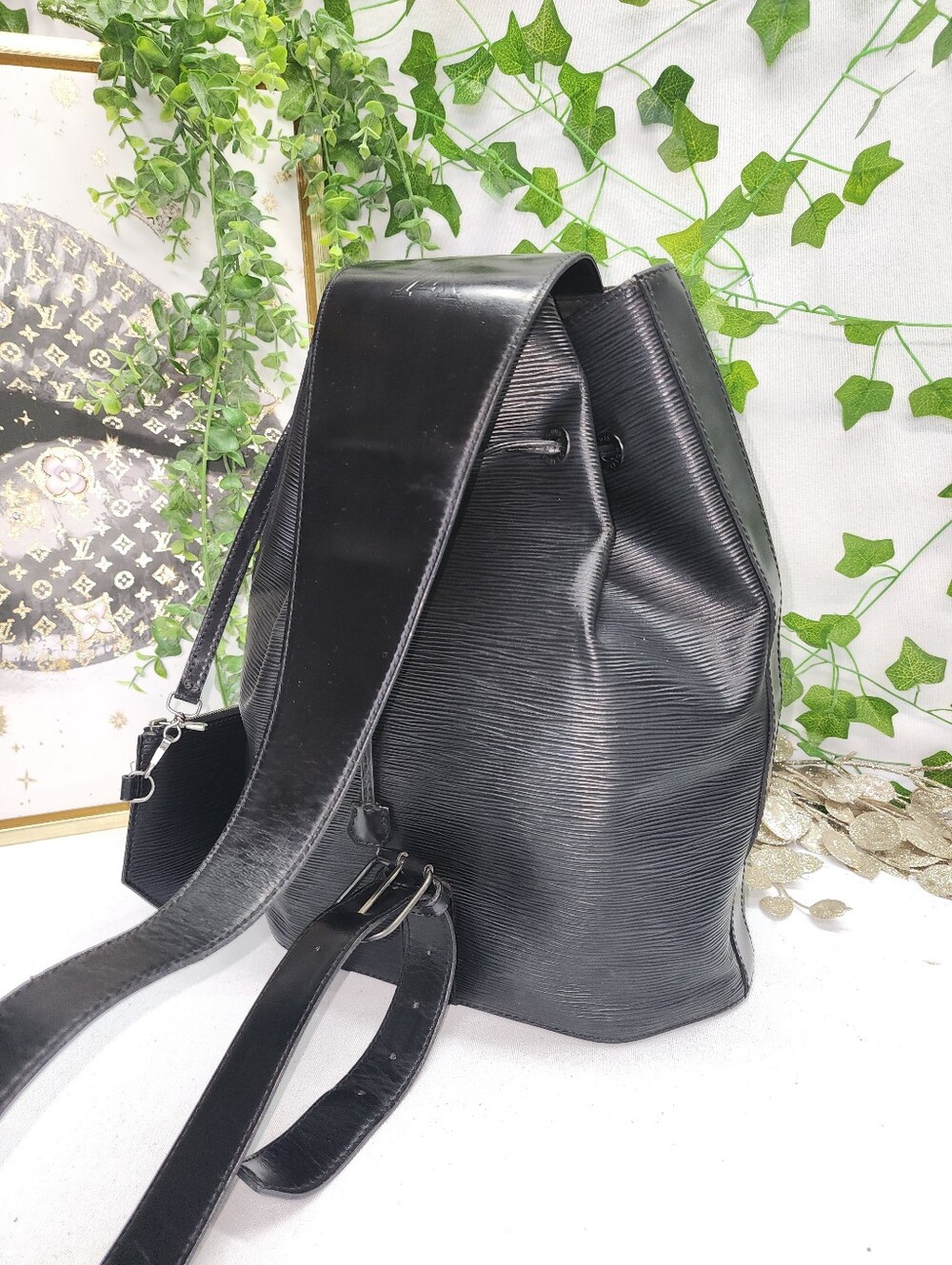 Louis Vuitton Vintage Epi Sac a Dos Drawstring Bag Black WITH COA - Picture 3 of 16